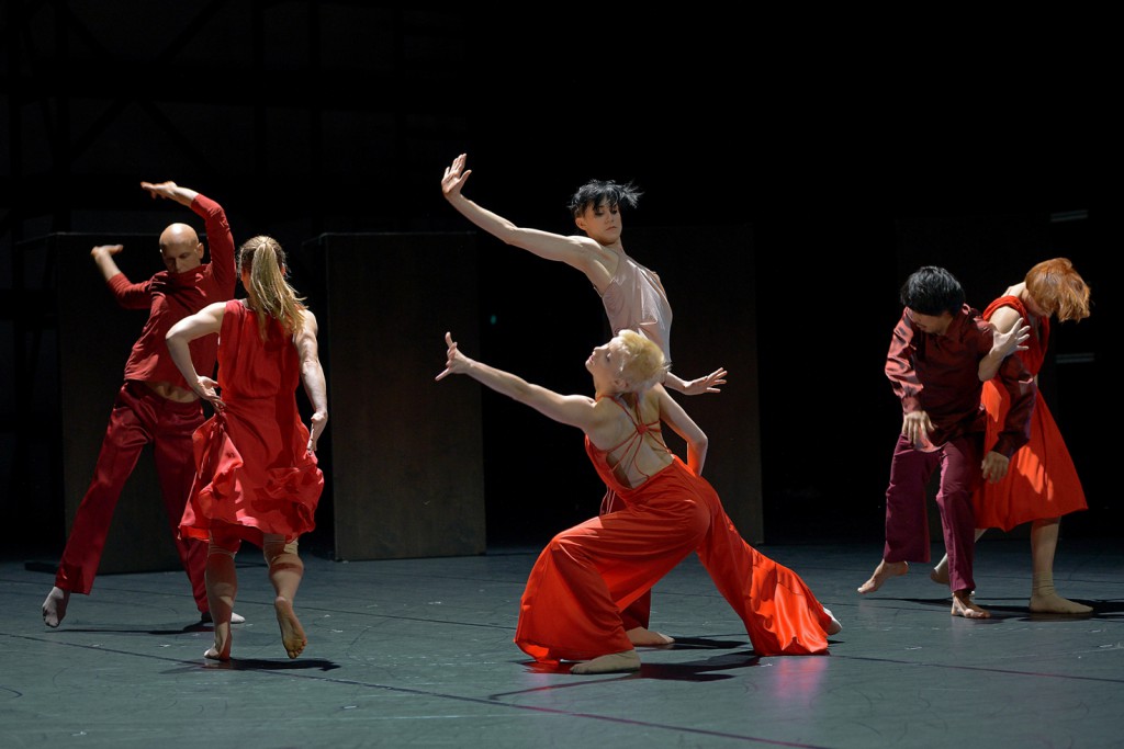 05_Staatstheater_Braunschweig_aPart_Salvatore_La_Ferla_Beatrix_Koller_Reija_Heinonen_Anna_Fingerhuth_Yuya_Fujinami_Bettina_Boelkow_Foto_Andreas_Etter