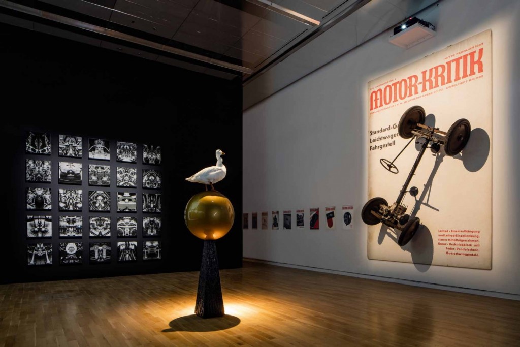 Blick in die Ausstellung, Rauminstallation von Rémy Markowitsch, Nudnik. Forgetting Josef Ganz , 2016 (c) Courtesy Galerie Eigen+Art Foto: Marek Kruszewski